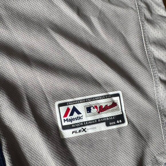 Ken Griffey Jr Seattle Mariners Jersey Majestic Sewn Patches 2016 HOF Size 44 - Picture 6 of 7